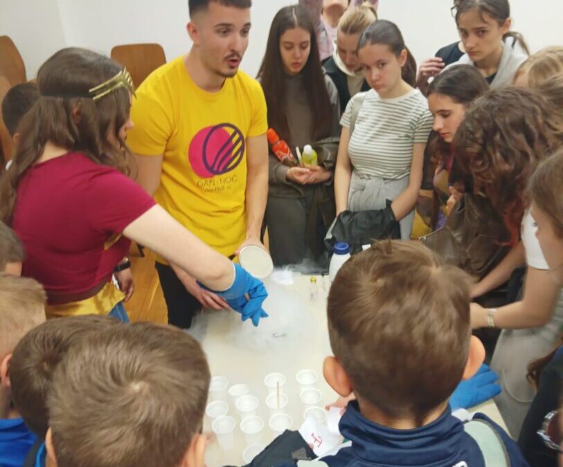 Osmaši u posjetu Prirodoslovno-matematičkom fakultetu