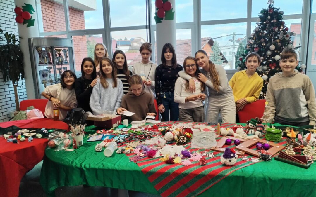 Adventski sajam Učeničke zadruge Trsek